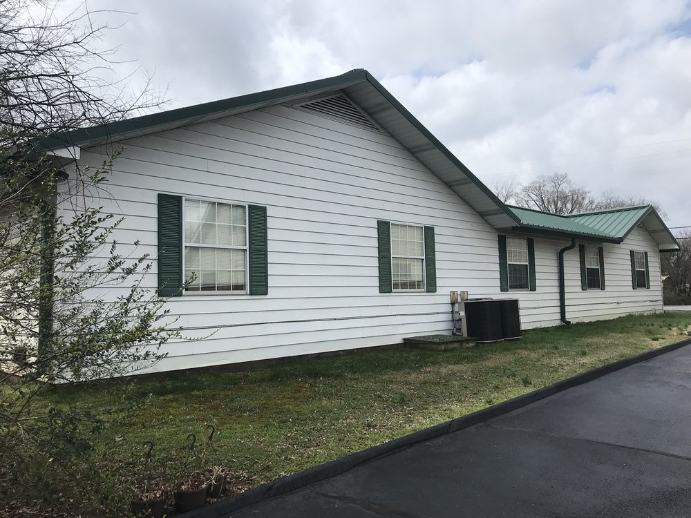 Office For Sale: 2130 Chambliss Ave NW, Cleveland, TN 37311
